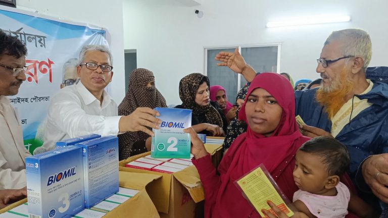 শহরের বিভিন্ন এলাকার ৬০০ শিশুর জন্য উন্নতমানের শিশুখাদ্য বিতরণ